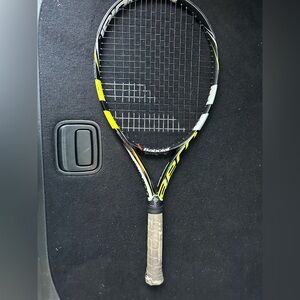EUC Babolat Pure Aero 26 Junior Tennis Racquet‎ JR 26, grip 4 1/8